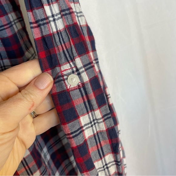 TOMMY HILFIGER Women’s Red Navy Plaid Button Down Long Sleeve Shirt Size Small - Picture 9 of 13